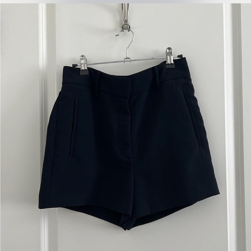Aritzia Wilfred Dress Shorts